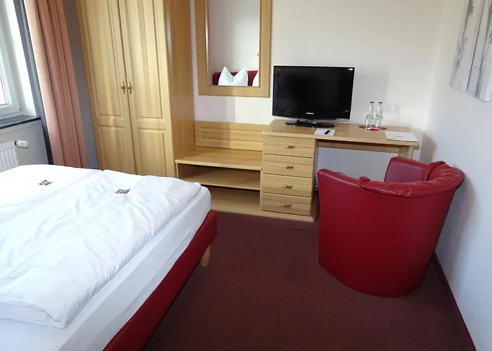 Hotel Weserschiffchen Porta Westfalica