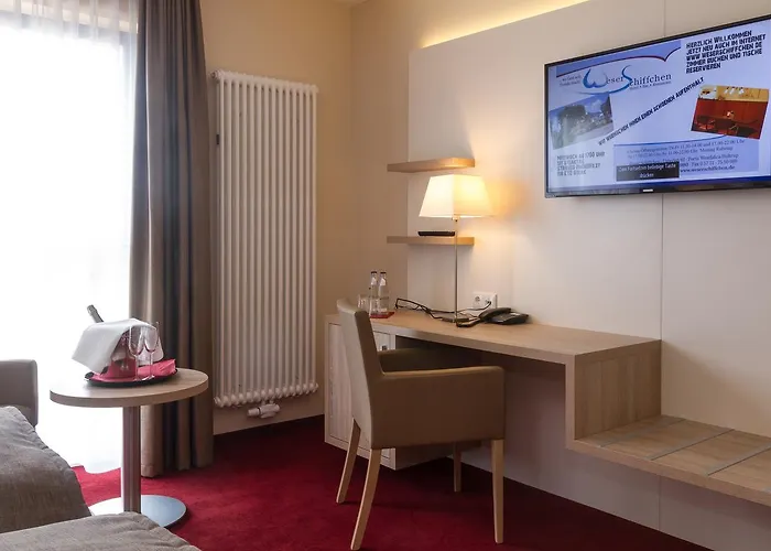 Hotel Weserschiffchen Porta Westfalica