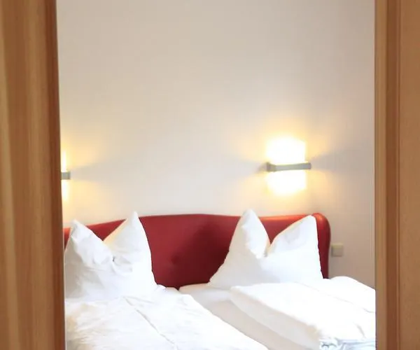 Hotel Weserschiffchen Porta Westfalica